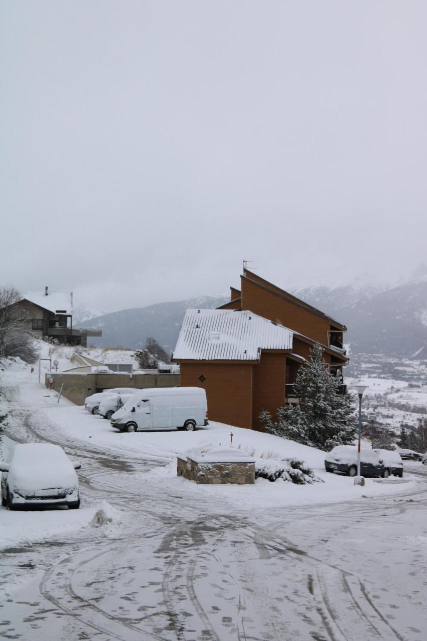 Charmant Appartement Les Temples Du Soleil Font Romeu Exterior foto